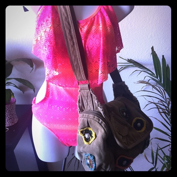 Cute Tan Messenger  bag