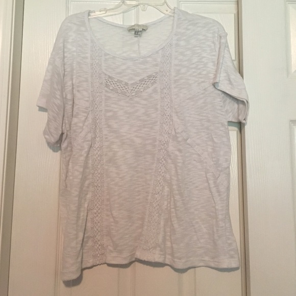 A short sleeve sweater