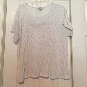 A short sleeve sweater