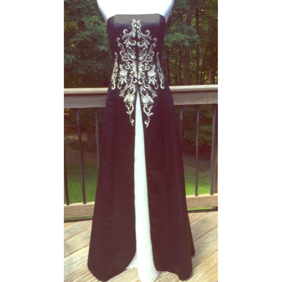 black formal evening dress | Jessica McClintock