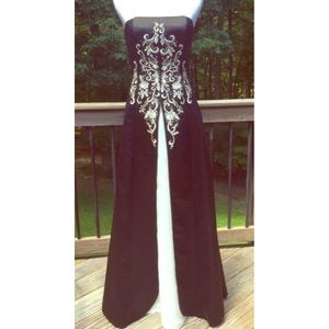black formal evening dress | Jessica McClintock
