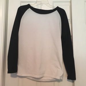 Baseball tee
