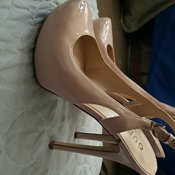 Heels - Picture 2 of 2