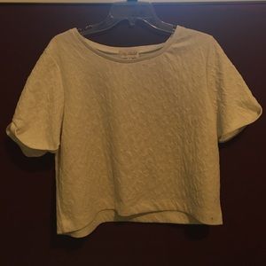Short sleeve crop top