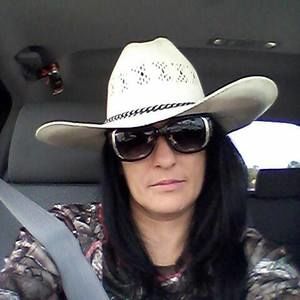 Meet your Posher, Melinda