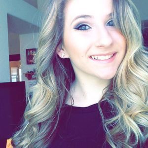 Meet your Posher, Holly