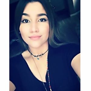 Meet your Posher, Ana