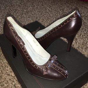 N.Y.L.A Brown Heels