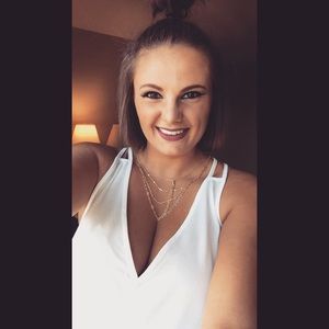 Meet your Posher, Lindsey