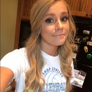 Meet your Posher, Chloe