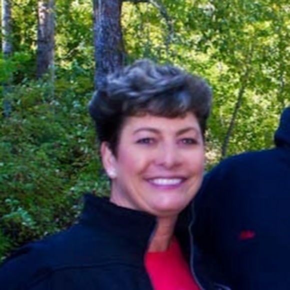 Meet your Posher, Kandis - Picture 1 of 1