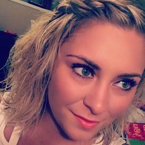 Meet your Posher, Alexandra