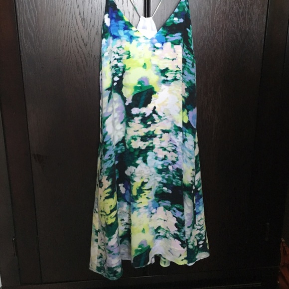 Green floral silk dress by Cynthia Rowley. Size 2