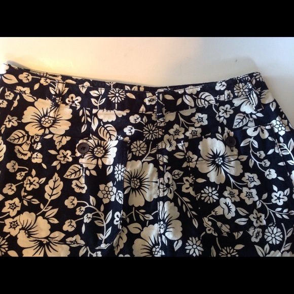 2 FOR $9 Cute Ann Taylor Petite Skirt - Picture 5 of 6