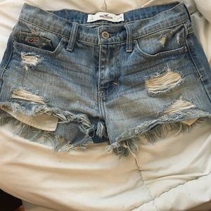 Hollister distressed shorts