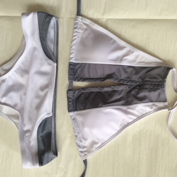 White and Stripe Patch Halter Bikini Set - Picture 2 of 3