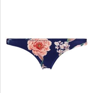 Triangl cheeky bottoms