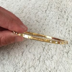 MICHAEL KORS gold bracelet