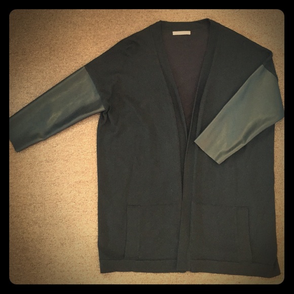 🔥⚡️ LAST CALL!! ZARA knit 3/4 leather type sleeve