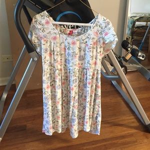 Size 4 floral dress