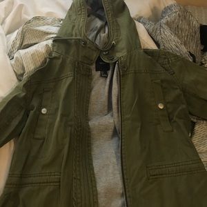 Army green coat, size small but oversized