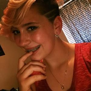 Meet your Posher, Justina