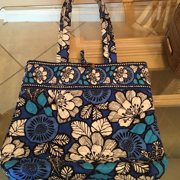 Vera Bradley bag