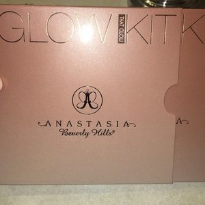 Anastasia Beverly Hills That Glow Kit