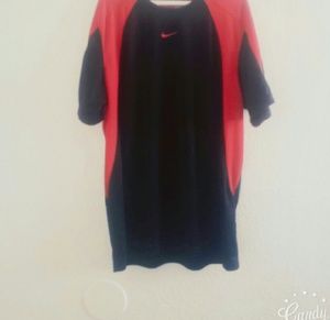 Nike men's shirt