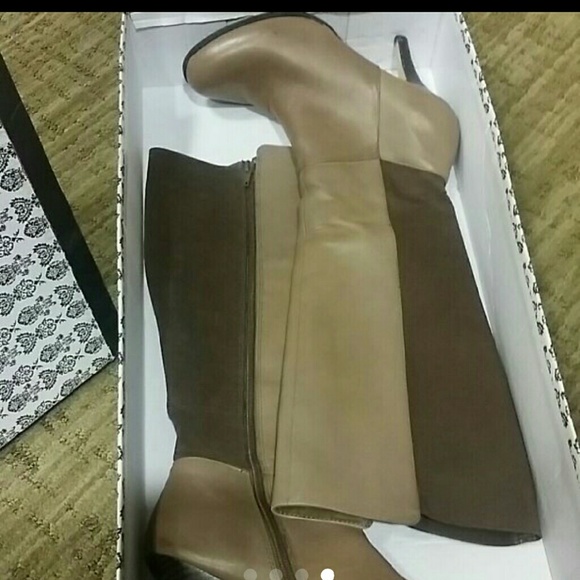 Very Volatile Mid calf Boots