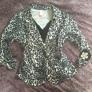 Cheetah leopard print blazer. Black grey and white