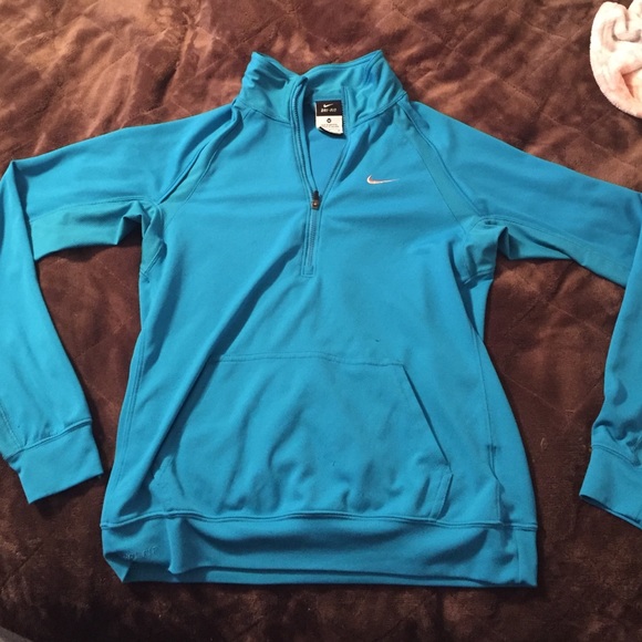 Nike half zip sweat shirt