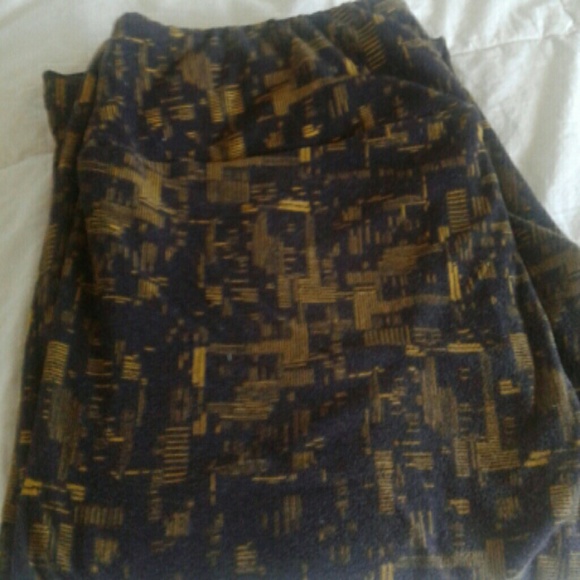 LulaRoe Tall&Cury leggings