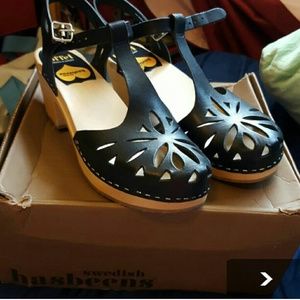 SOLD Lacy Swedish Hasbeens Size 40