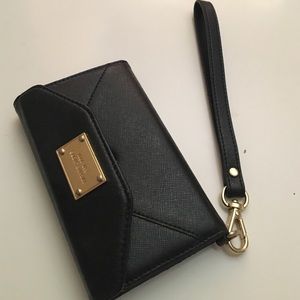 MK wristlet