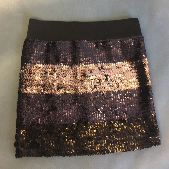 Sequined multi-colored skirt - Picture 1 of 1