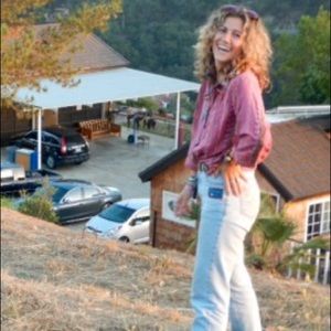 Meet your Posher, Olivia