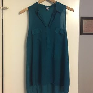 Teal Splendid collared, sleeveless shirt