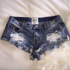 One Teaspoon "Trash Whores" Denim Shorts Size 29