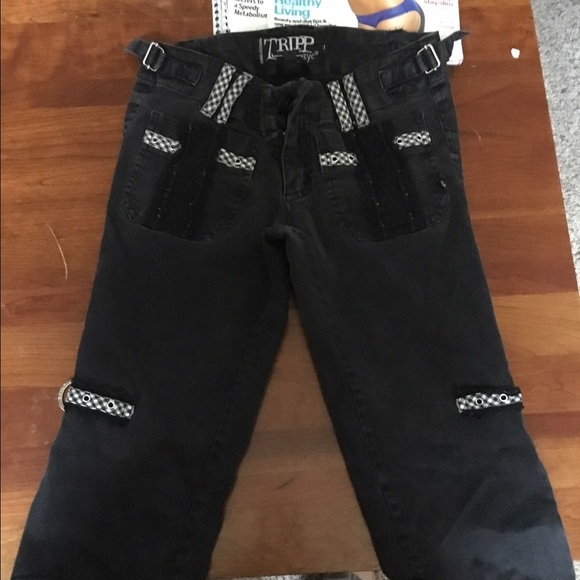 Tripp Capri Pants
