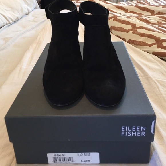 Eilleen Fisher black suede shoes