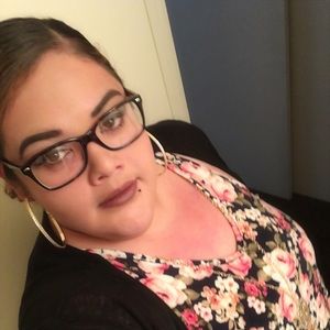 Meet your Posher, Andrea