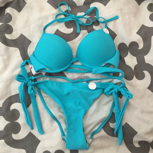 Blue push up bikini (adds 2 cups)