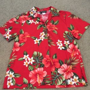 Women's XS Hawaiian tee