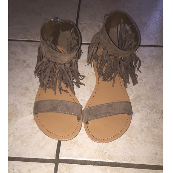 Taupe fringe sandals
