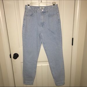 Light Washed | Mom Jeans