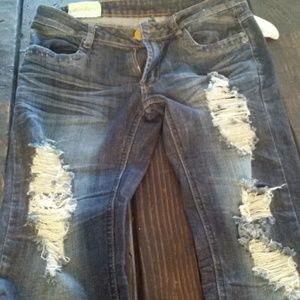 Like new destroyed jeans