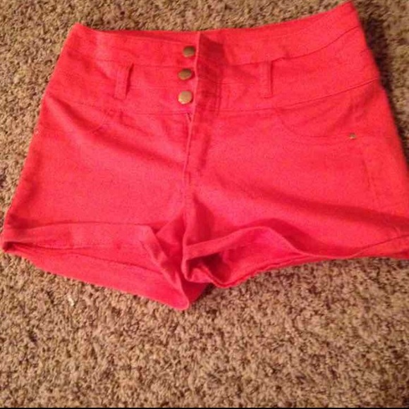 Refuge shorts size 6