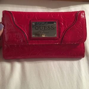 Very used Guess wallet