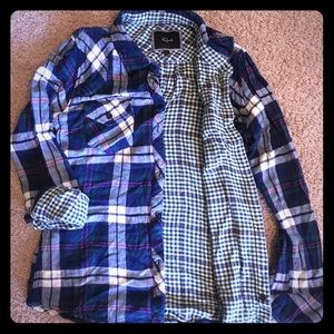 Rails modern flannel long sleeved button down